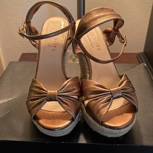 Talbot’s wedge sandal.